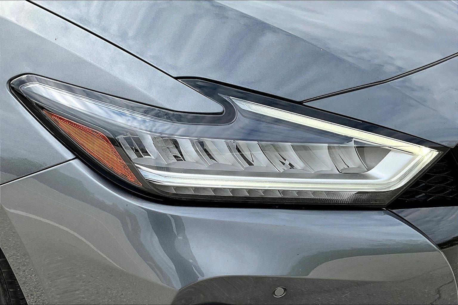 Certified 2021 Nissan Maxima SR w/ Sport Mat Group FWD image 32