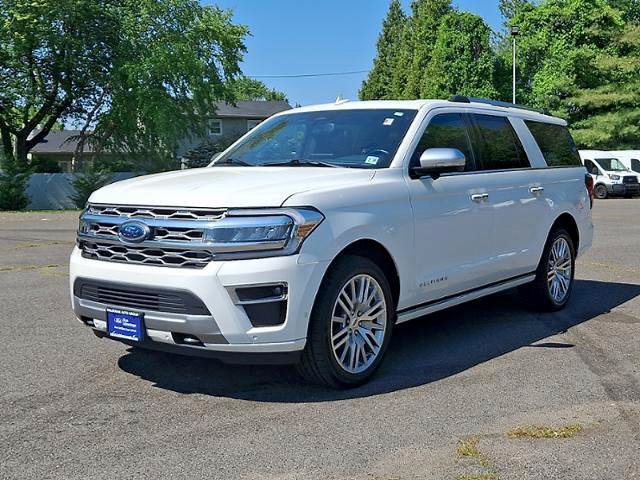 Certified 2024 Ford Expedition Max Platinum AWD/4WD image 3