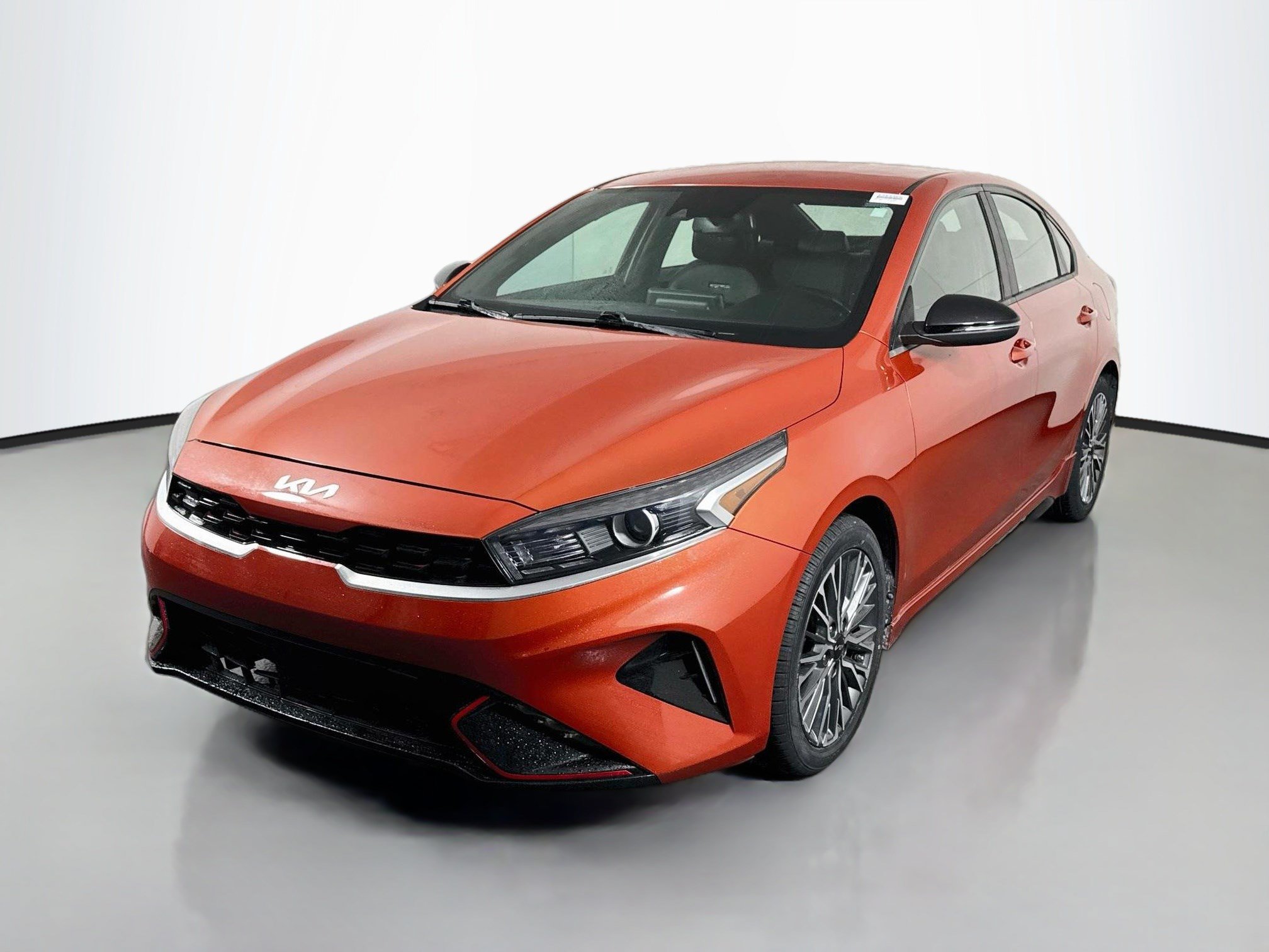 Used 2022 Kia Forte GT-Line w/ GT-Line Technology Package FWD image 4