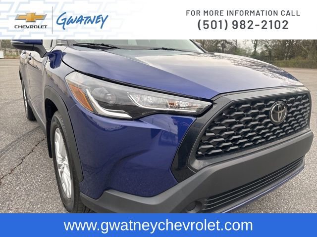 Used 2023 Toyota Corolla Cross LE FWD image 13