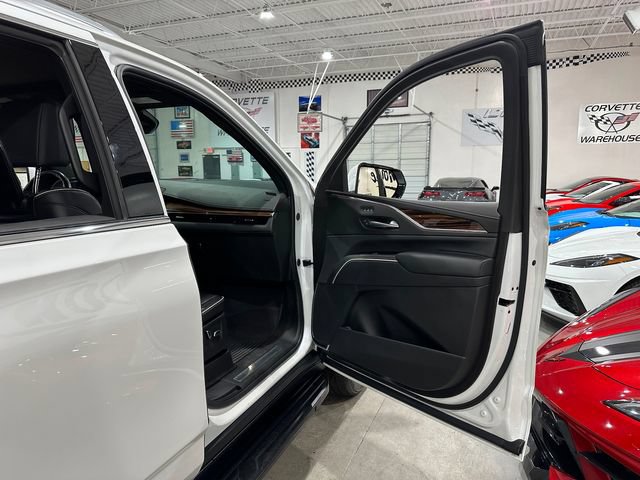 Used 2024 Cadillac Escalade ESV Premium Luxury w/ LPO, Floor Liner Package AWD/4WD image 13
