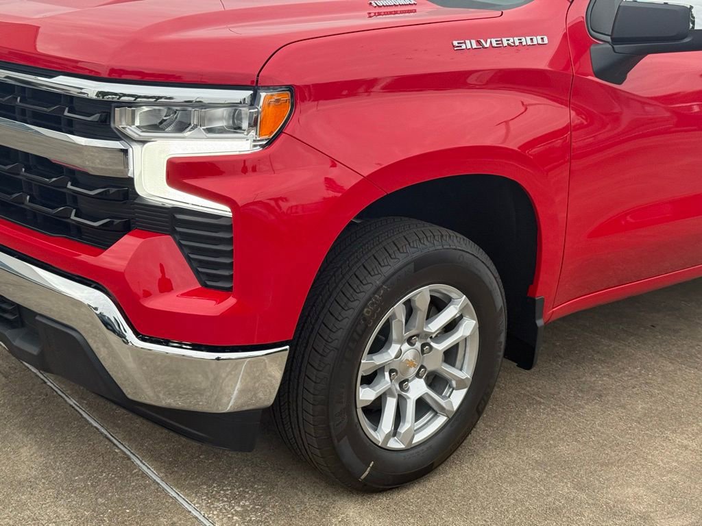 New 2026 Chevrolet Silverado 1500 LT image 2