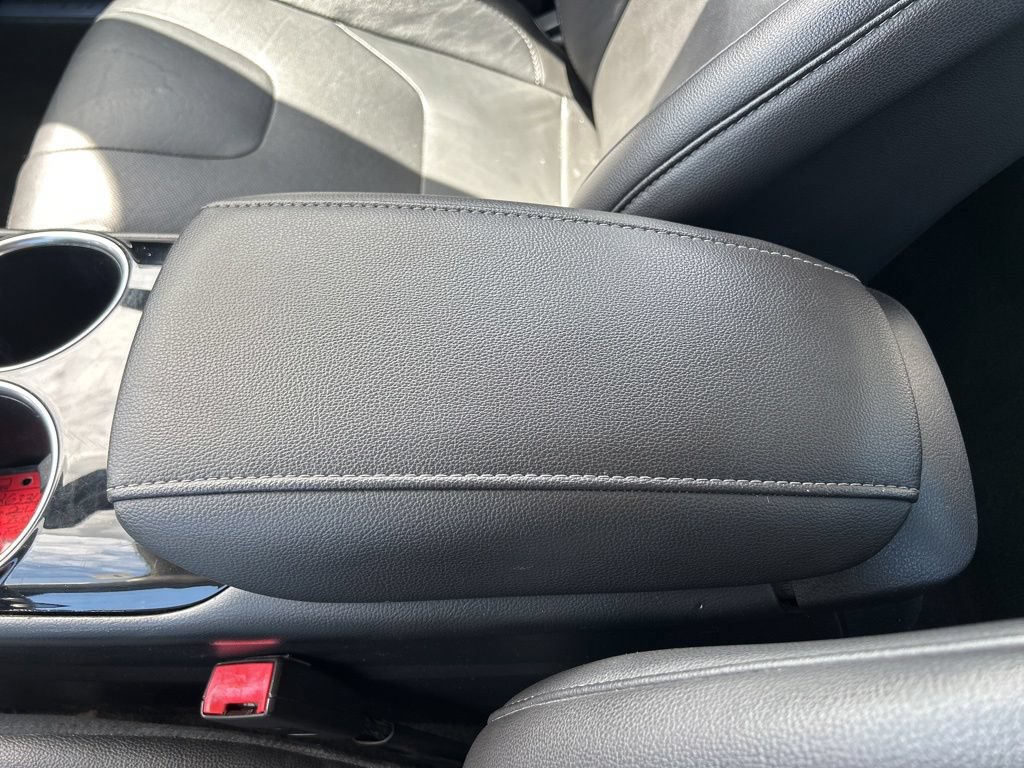 Used 2013 Ford Fusion Titanium w/ Titanium Driver Assist Pkg FWD image 34
