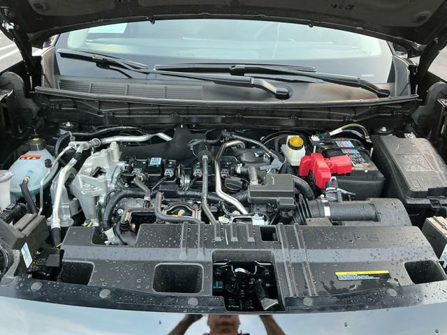 New 2026 Nissan Kicks SR image 18