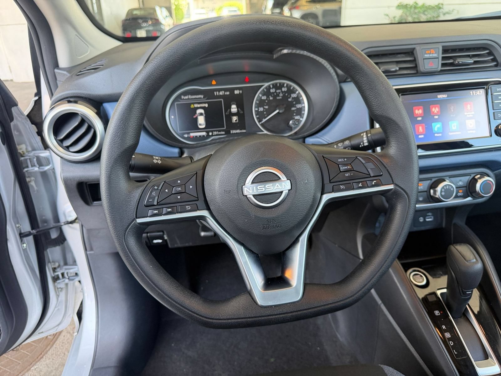 Used 2025 Nissan Versa SV FWD image 27