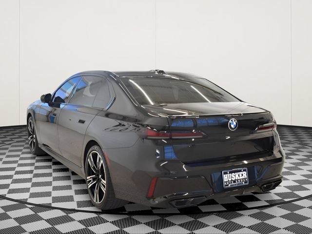 Used 2023 BMW 760i xDrive AWD/4WD image 10