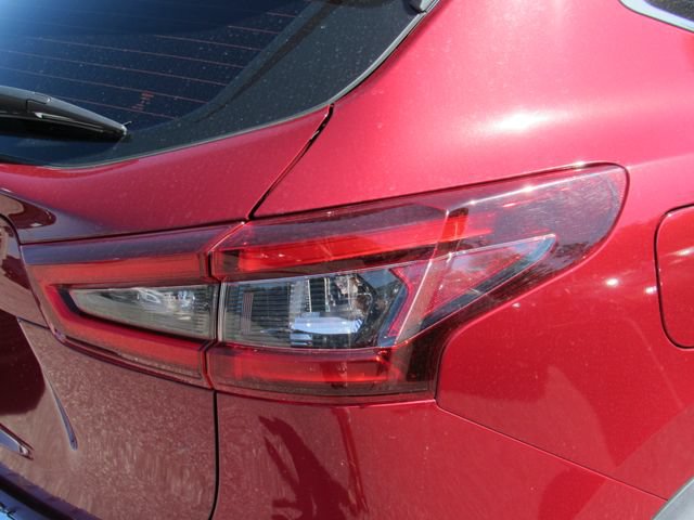 Used 2020 Nissan Rogue Sport S w/ Appearance Package FWD image 12