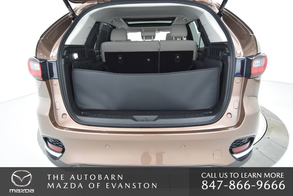 Used 2025 MAZDA CX-70 Plug-In Hybrid w/ Premium Pkg image 36