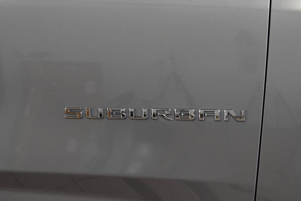 New 2026 Chevrolet Suburban High Country AWD/4WD image 17