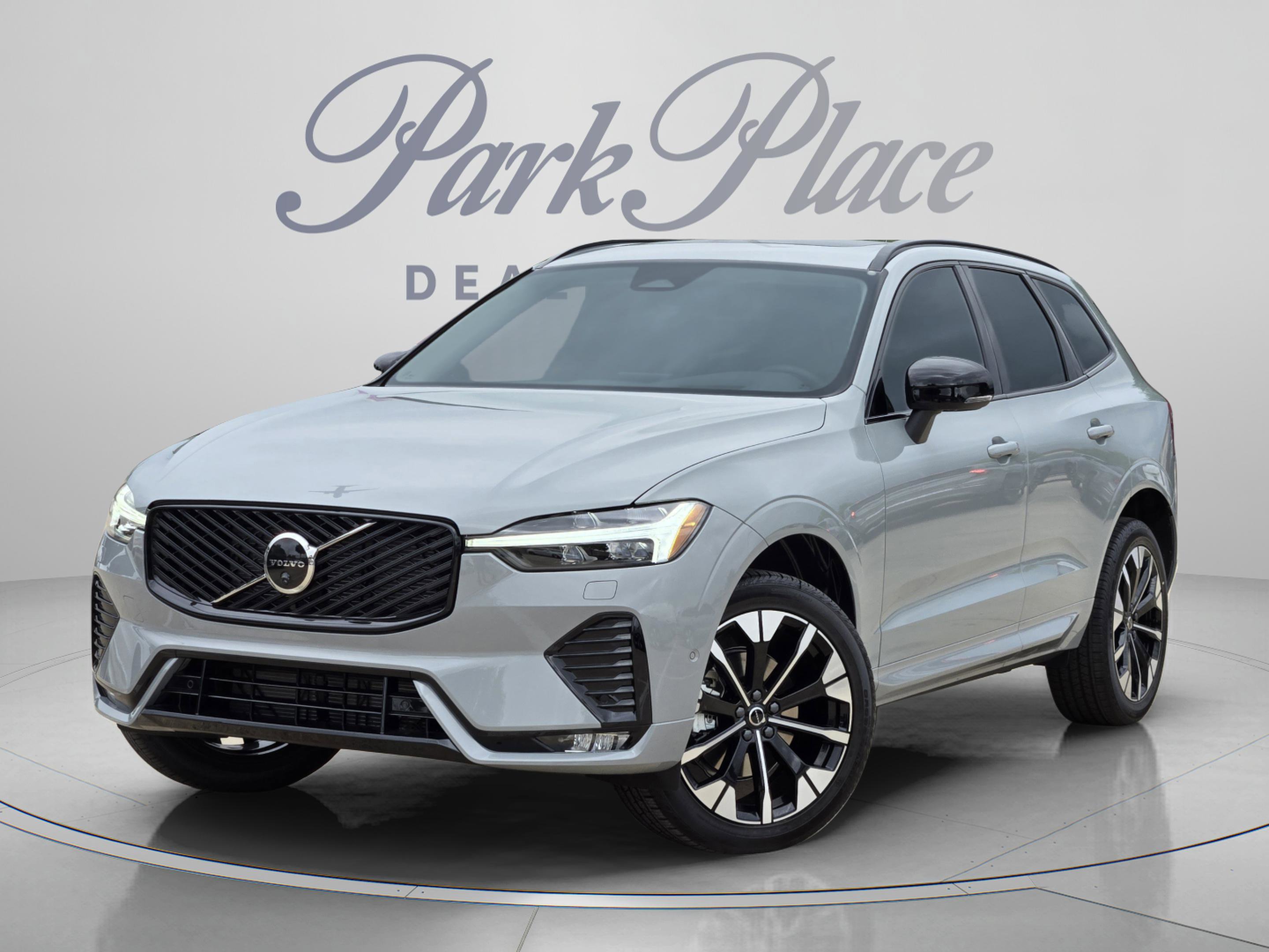 New 2026 Volvo XC60 B5 Ultra w/ Climate Package