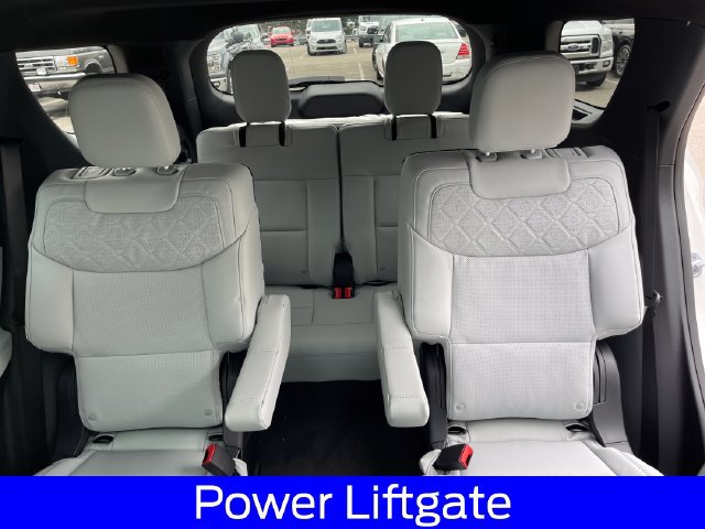 New 2027 Ford Explorer Platinum w/ 3.0L Ultimate Package AWD/4WD image 28