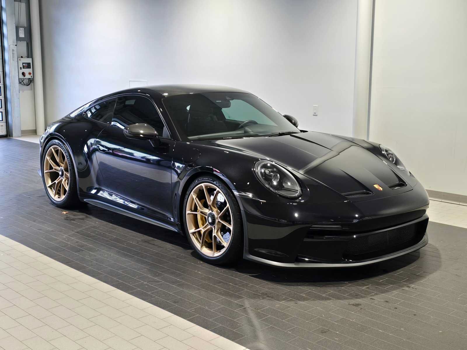 Used 2022 Porsche 911 GT3 RWD image 9