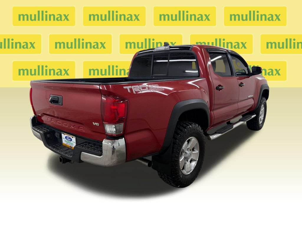 Used 2016 Toyota Tacoma TRD Off-Road w/ Towing Package RWD image 3