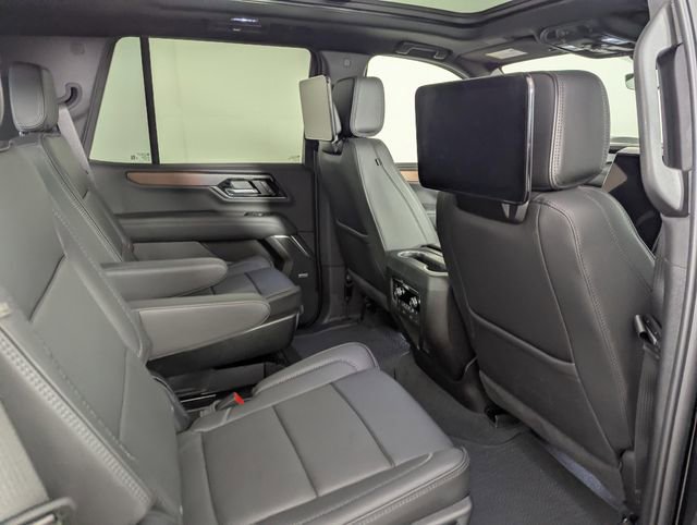 Used 2025 GMC Yukon Denali w/ Denali Reserve Package AWD/4WD image 28