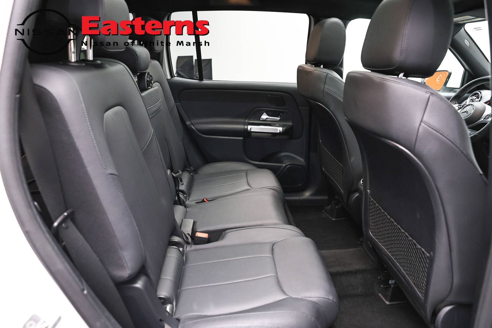 Used 2025 Mercedes-Benz GLB 250 w/ Exclusive Package image 25