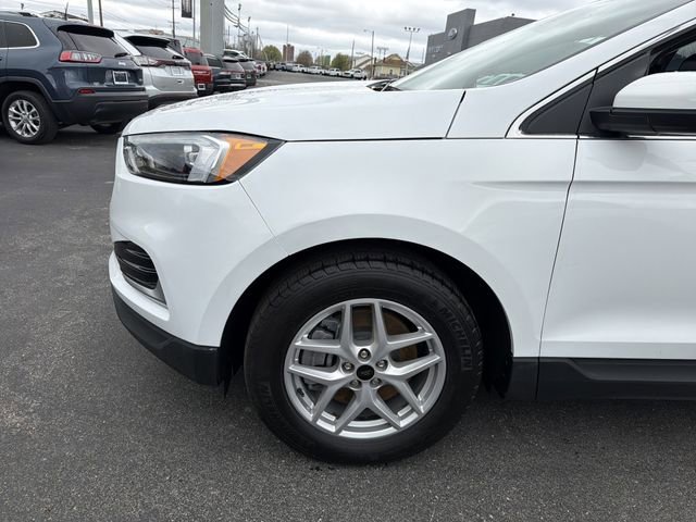 Used 2024 Ford Edge SEL image 8