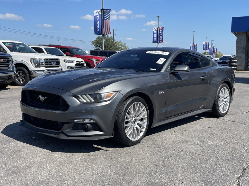 Used 2017 Ford Mustang GT Premium w/ GT Performance Package image 3