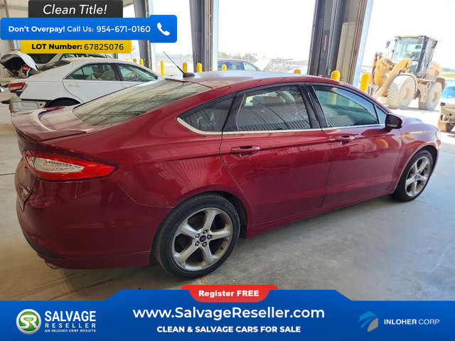 Used 2015 Ford Fusion SE w/ Equipment Group 201A FWD image 4
