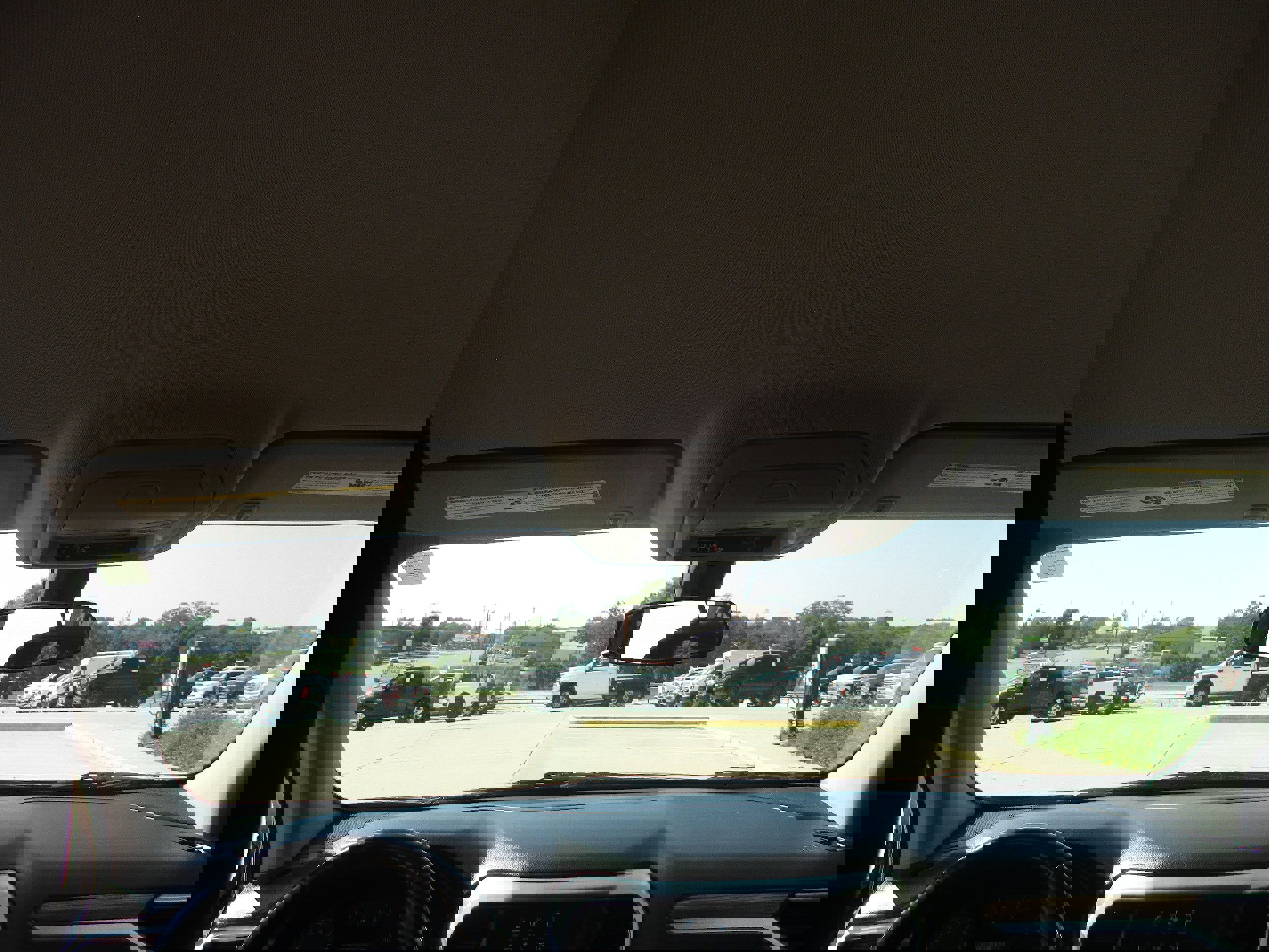 Used 2019 GMC Acadia SLE image 14