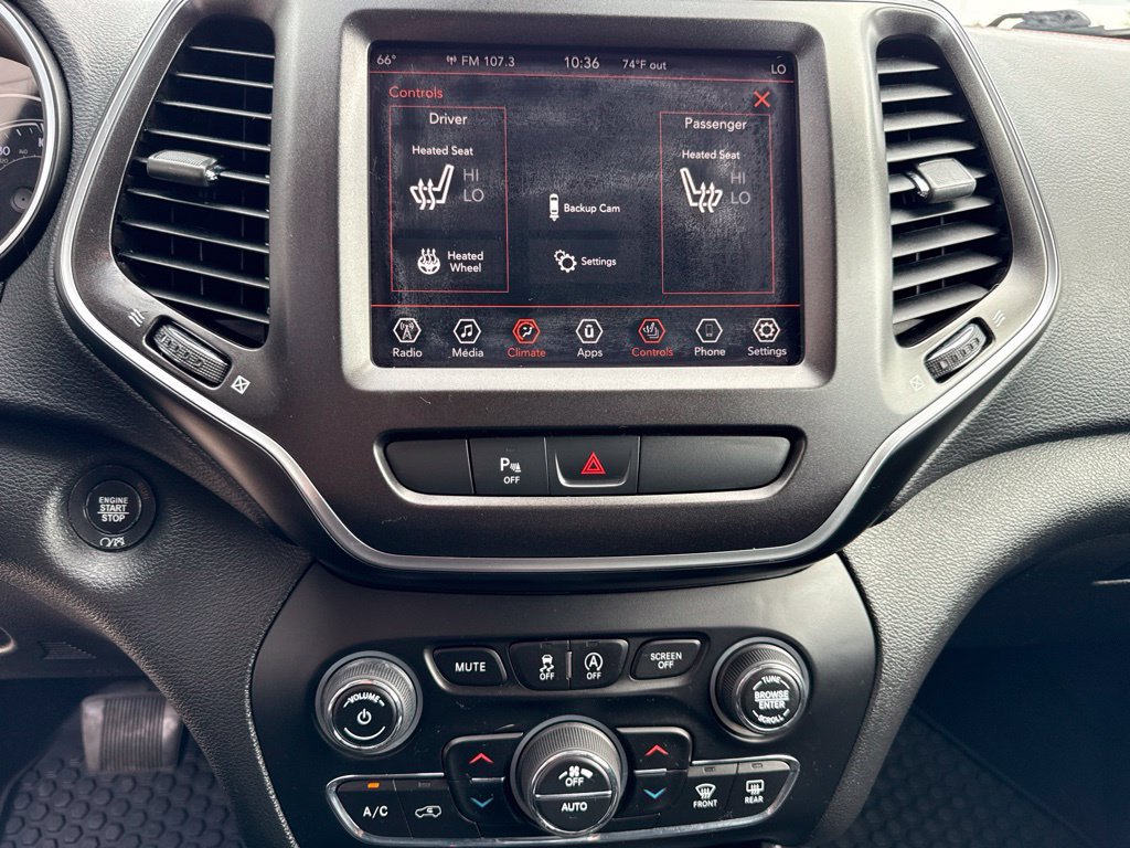 Used 2019 Jeep Cherokee Trailhawk w/ Cold Weather Group AWD/4WD image 27