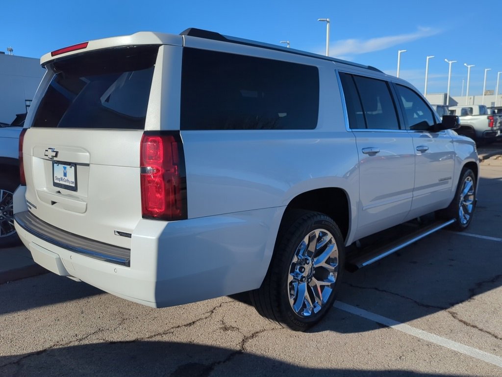 Used 2017 Chevrolet Suburban Premier image 7