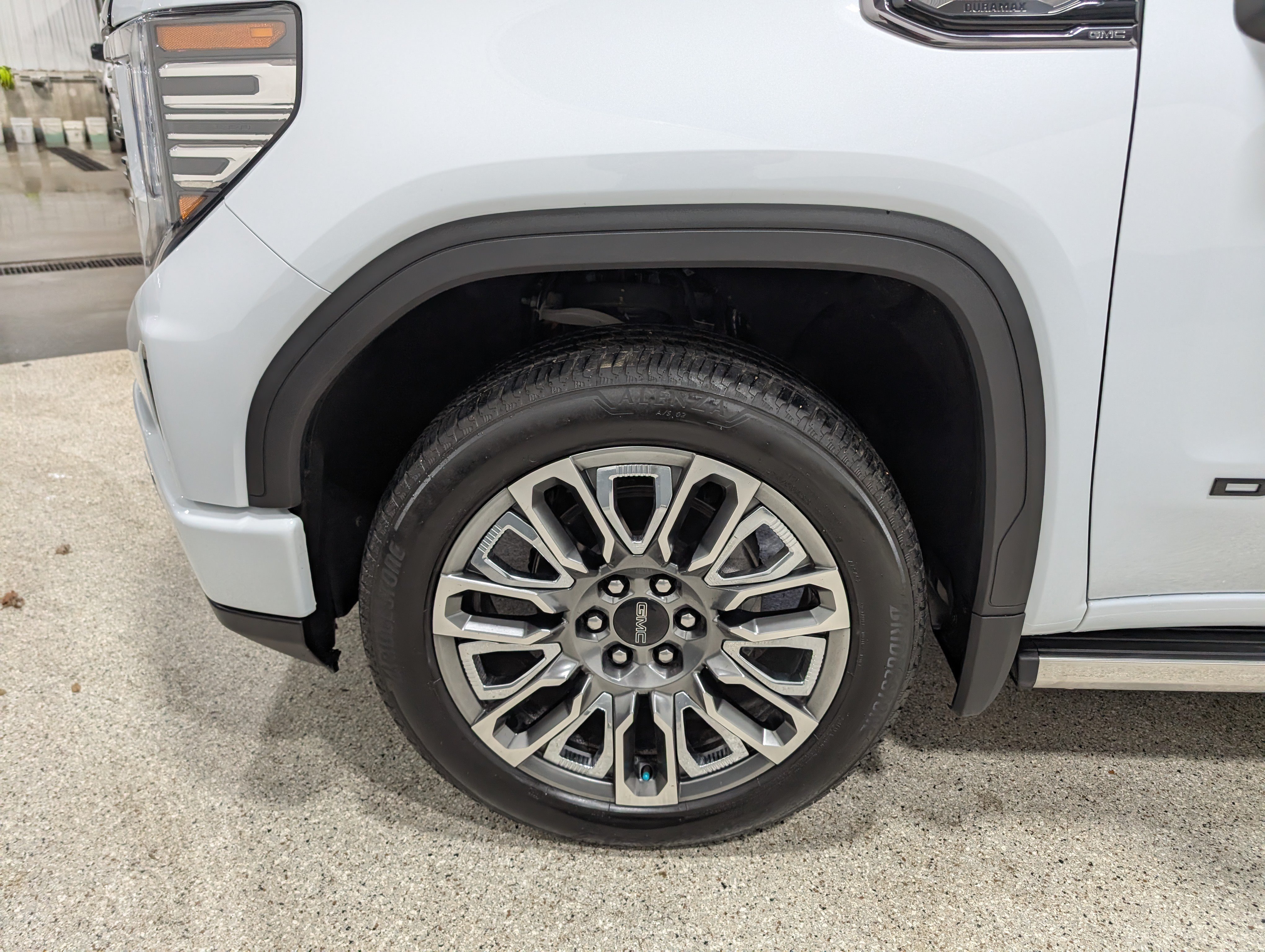 Used 2026 GMC Sierra 1500 Denali Ultimate AWD/4WD image 12