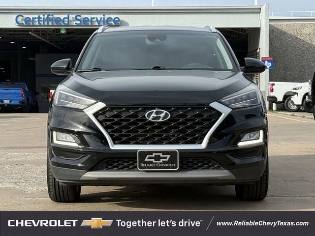 Used 2019 Hyundai Tucson Sport FWD image 3