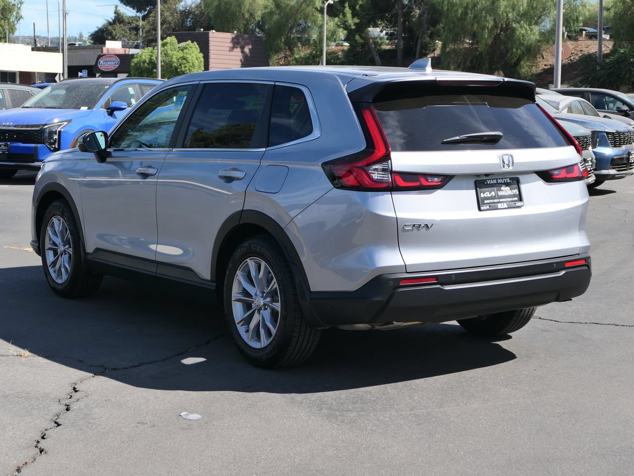 Used 2023 Honda CR-V EX-L image 6
