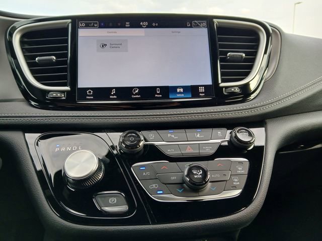 New 2026 Chrysler Pacifica Select AWD/4WD image 22