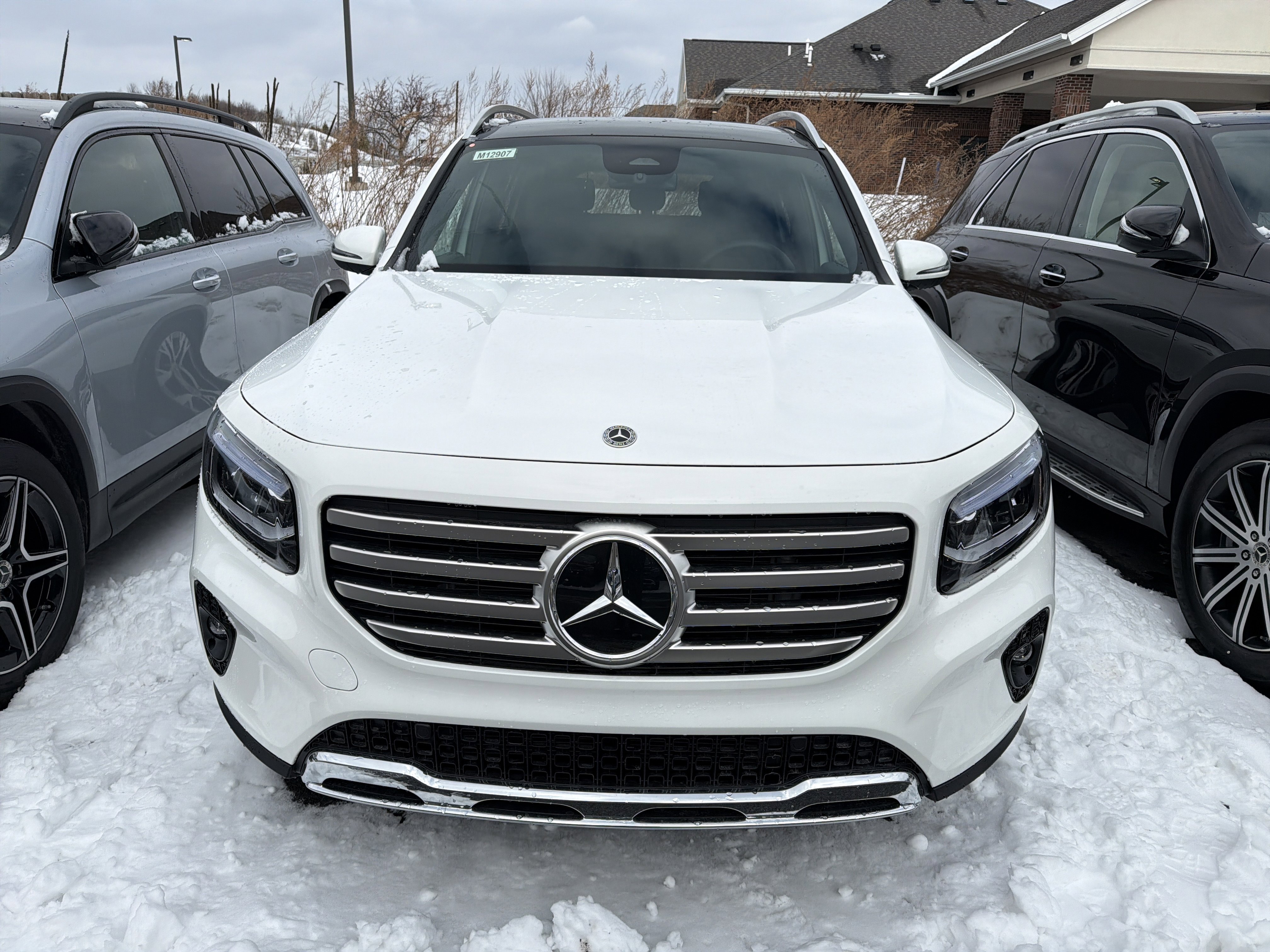 New 2026 Mercedes-Benz GLB 250 4MATIC image 3