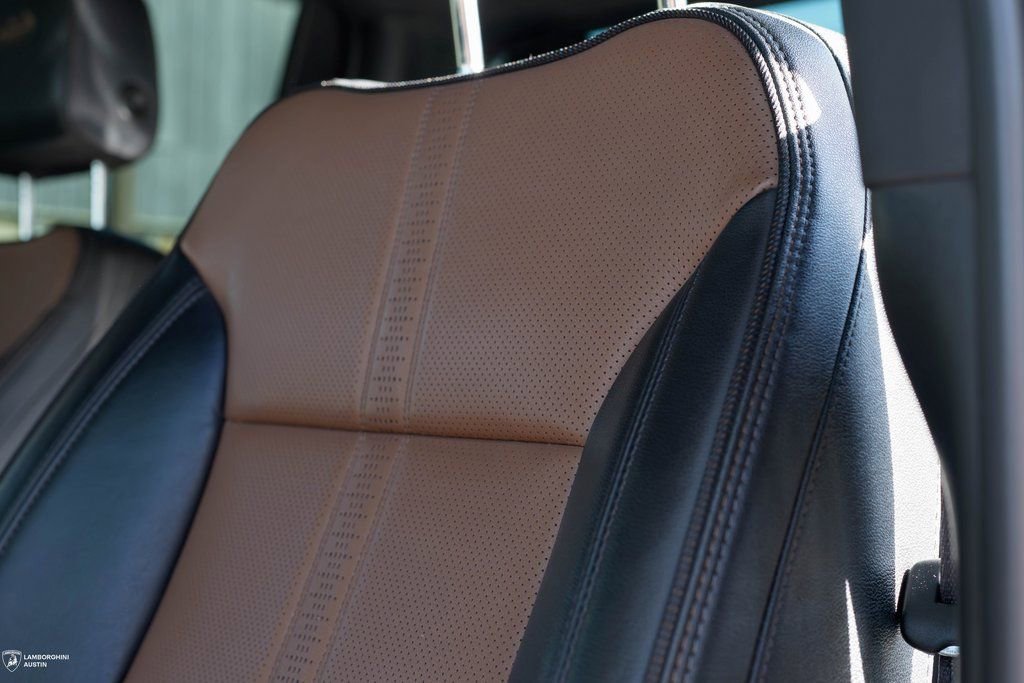 Used 2024 Chevrolet Silverado 3500 High Country w/ High Country Premium Package image 17