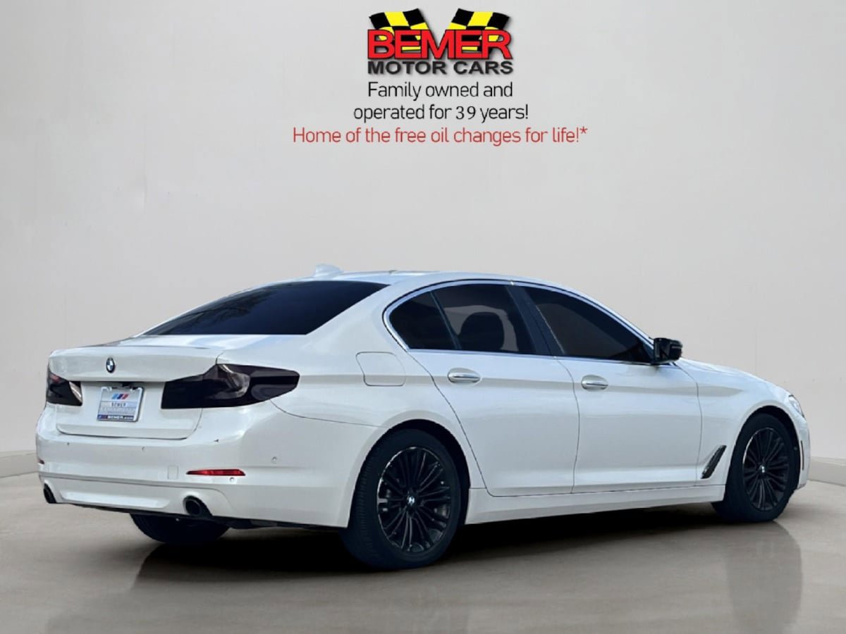 Used 2017 BMW 530i RWD image 5