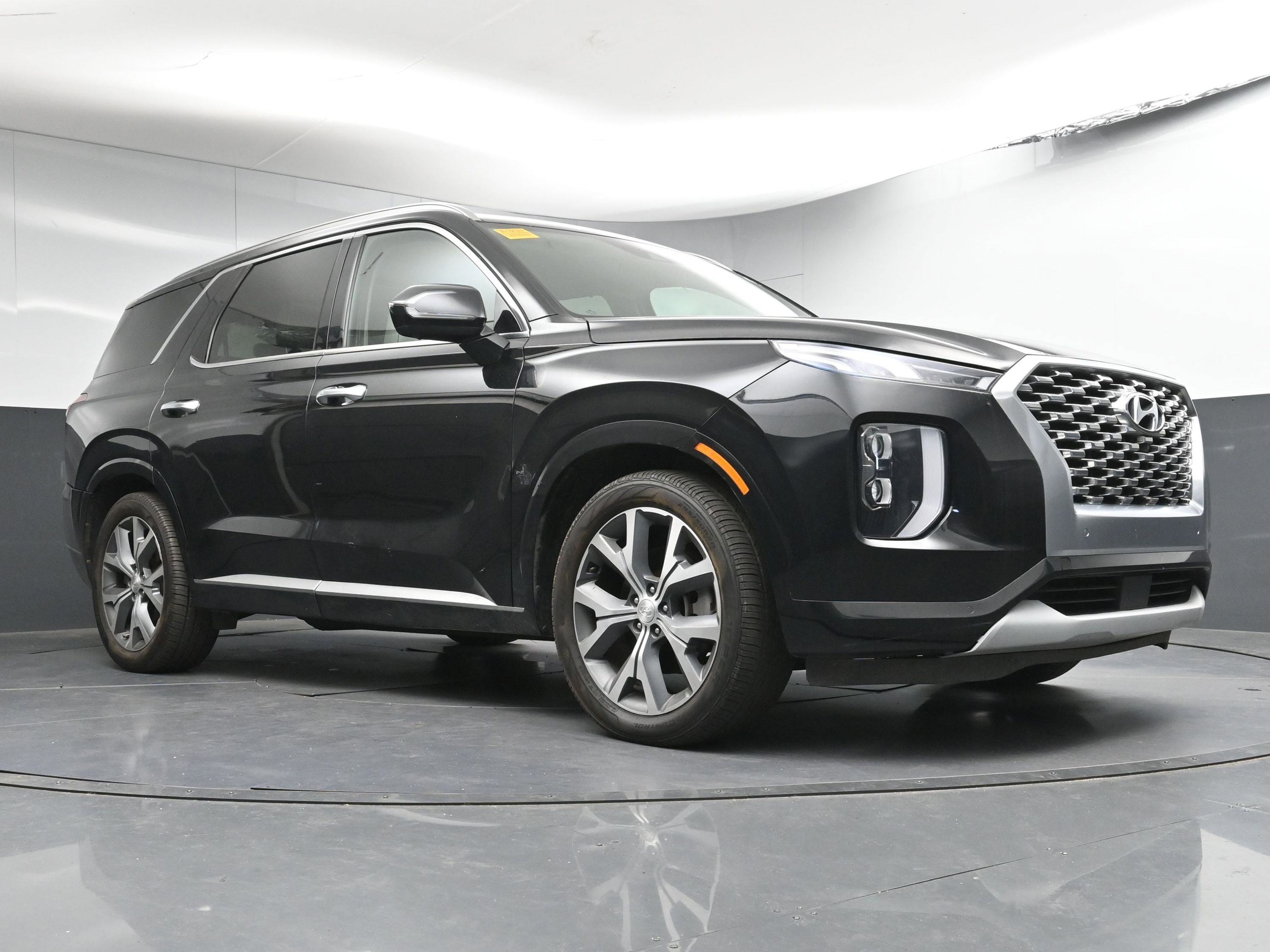 Used 2021 Hyundai Palisade Limited image 24