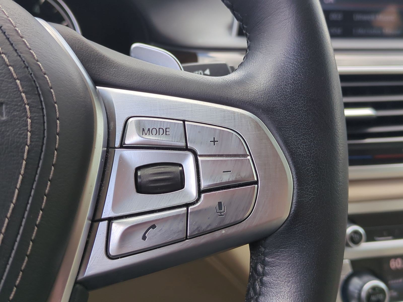 Used 2016 BMW 750i RWD image 20