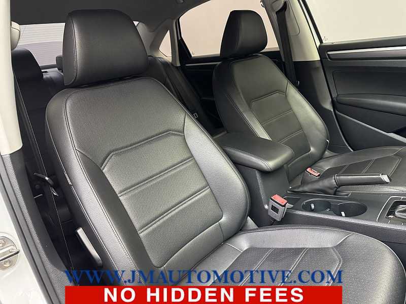 Used 2017 Volkswagen Passat 1.8T R-Line FWD image 20