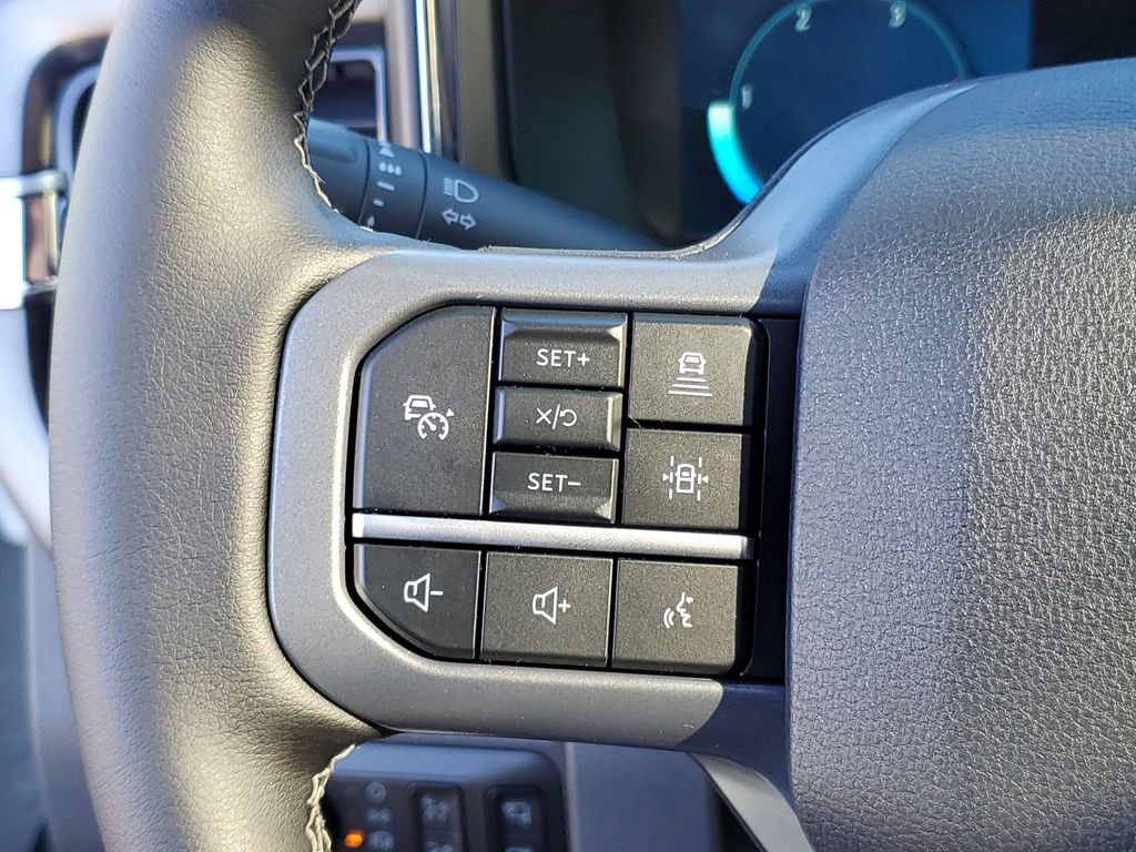 New 2026 Ford F350 Lariat w/ Black Appearance Package image 11