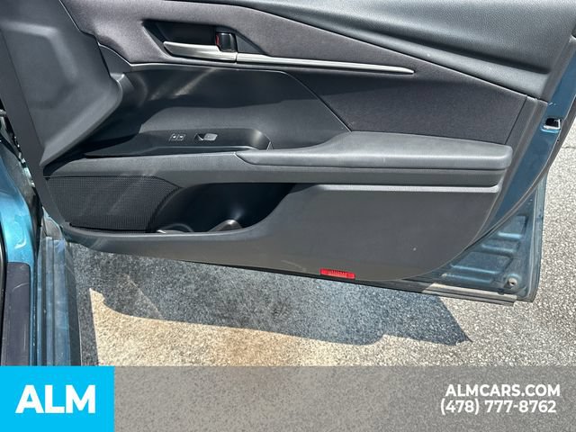 Used 2025 Toyota Camry LE FWD image 16