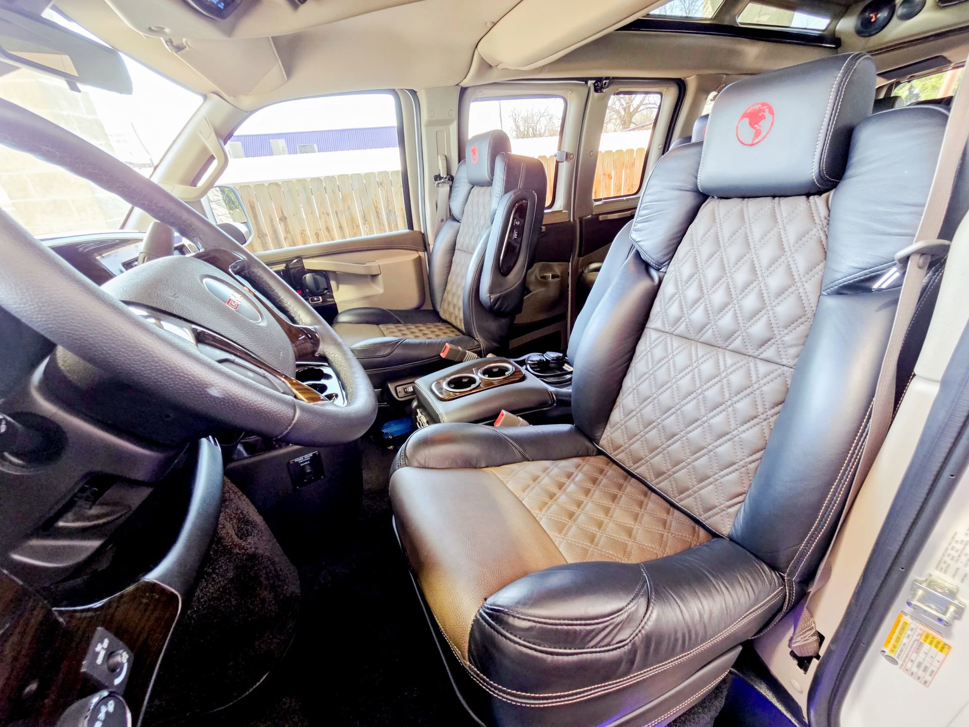 Used 2025 GMC Savana 2500 w/ Driver Convenience Package RWD image 32