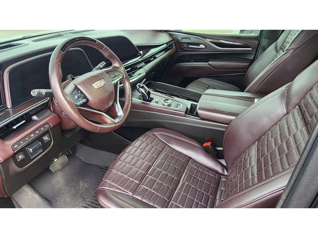 Certified 2023 Cadillac Escalade Premium Luxury Platinum w/ LPO, Radiant Package image 12