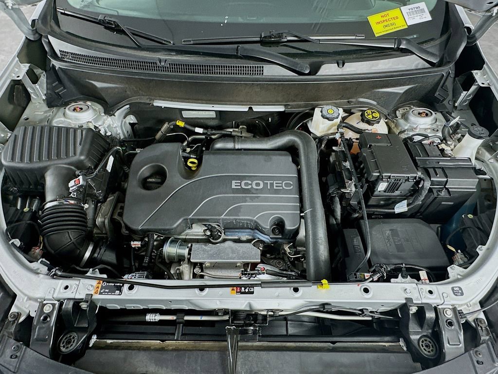Used 2021 Chevrolet Equinox LT w/ LPO, Floor Liner Package FWD image 31