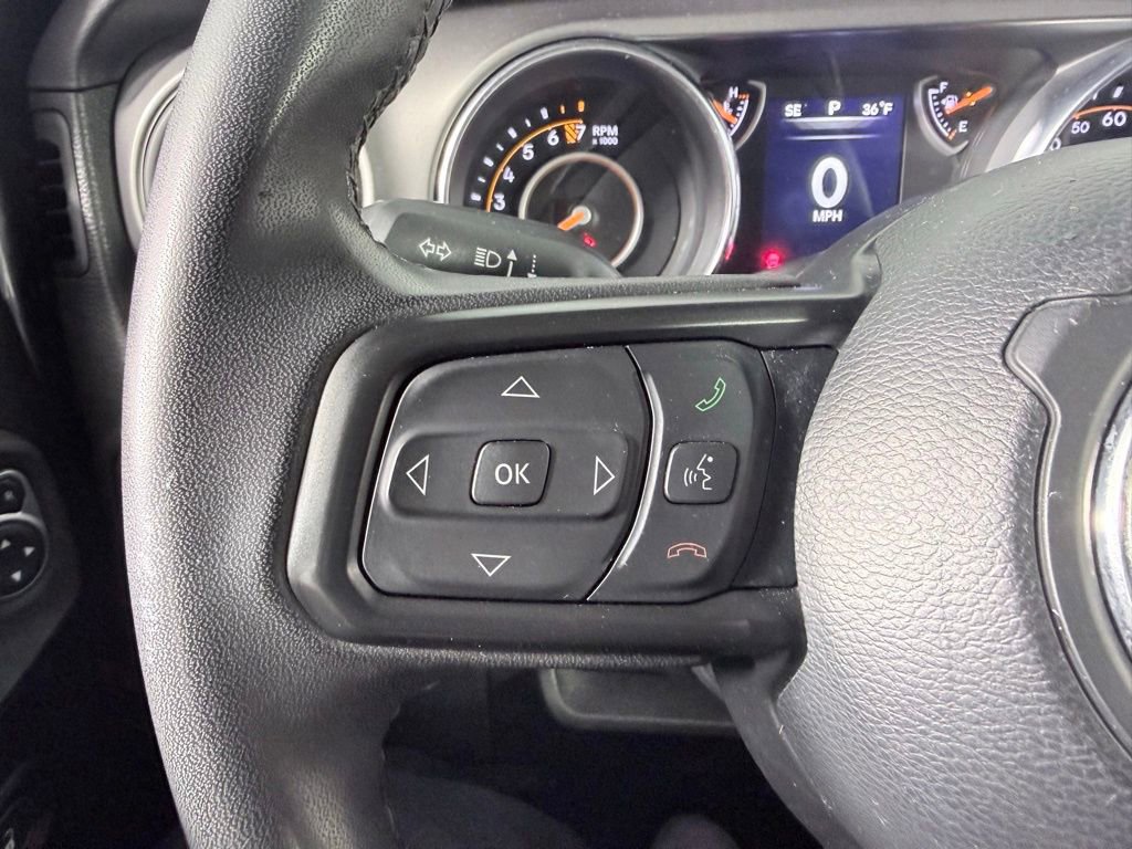 Used 2023 Jeep Gladiator Sport image 13