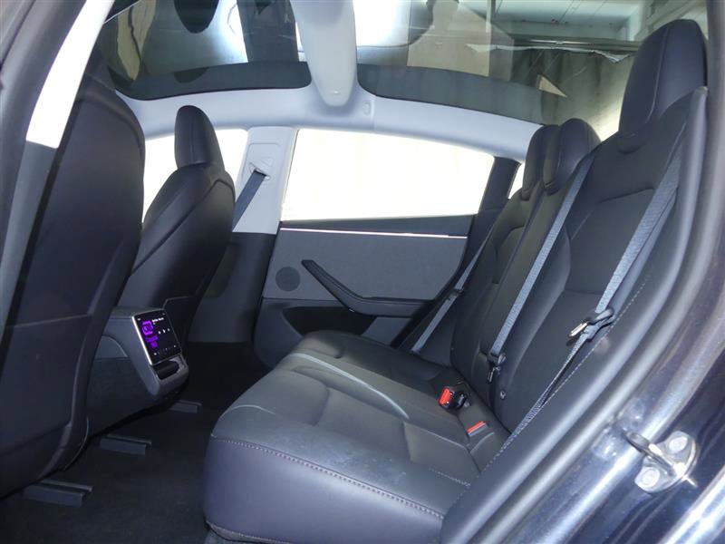 Used 2024 Tesla Model 3 image 21