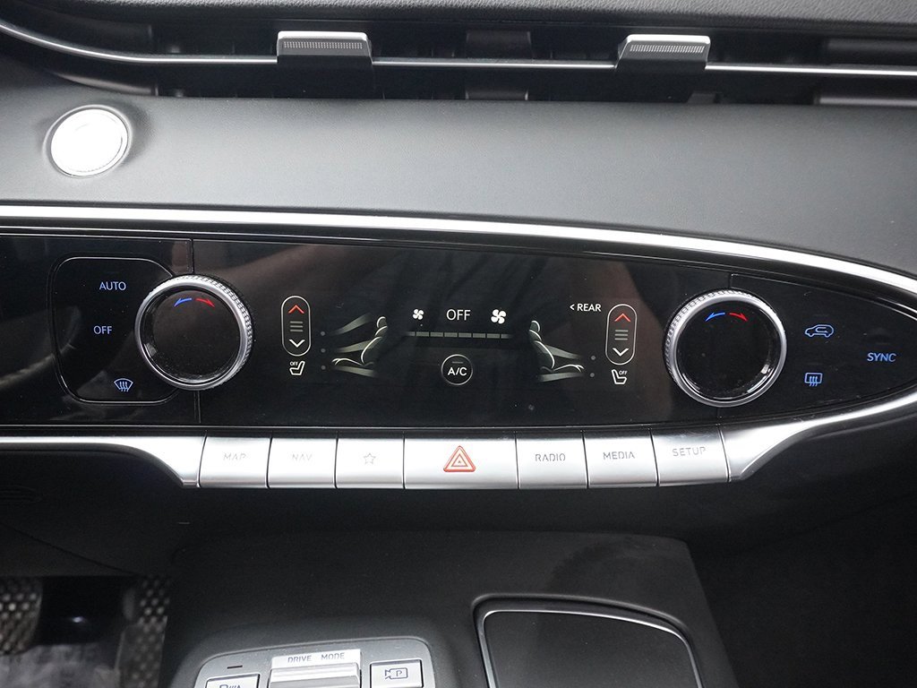 Used 2024 Genesis GV70 2.5T image 49