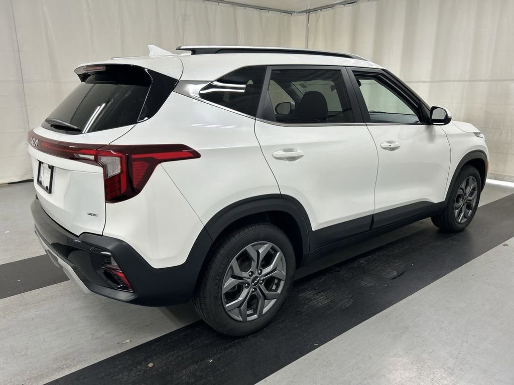 Certified 2024 Kia Seltos S image 2