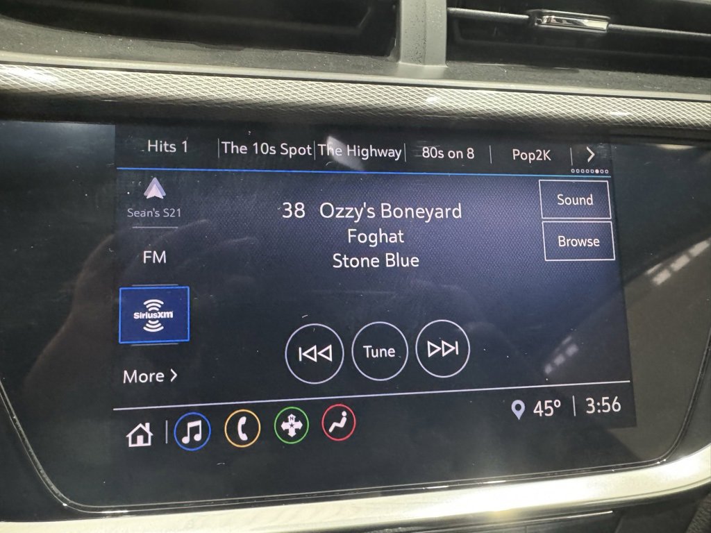 Used 2020 Buick Encore GX Essence image 16