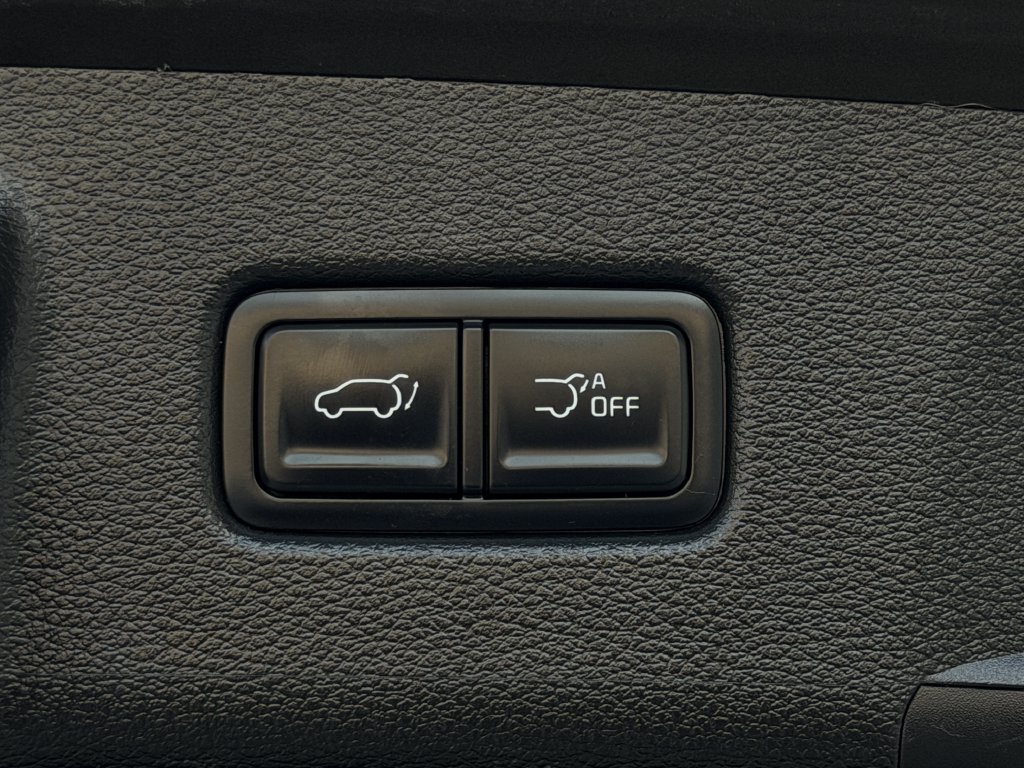 Used 2024 Kia Telluride EX w/ EX Captain's Chair Package FWD image 30