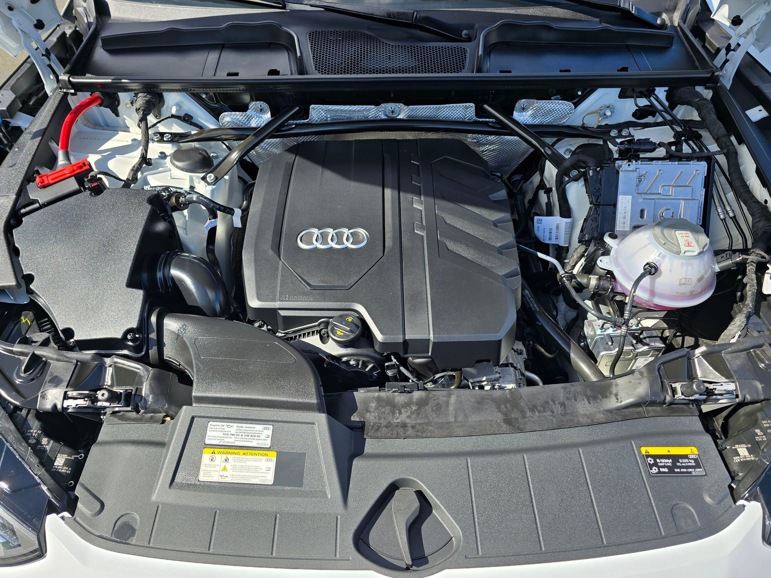 Certified 2025 Audi Q5 2.0T Premium w/ Convenience Plus Package image 10