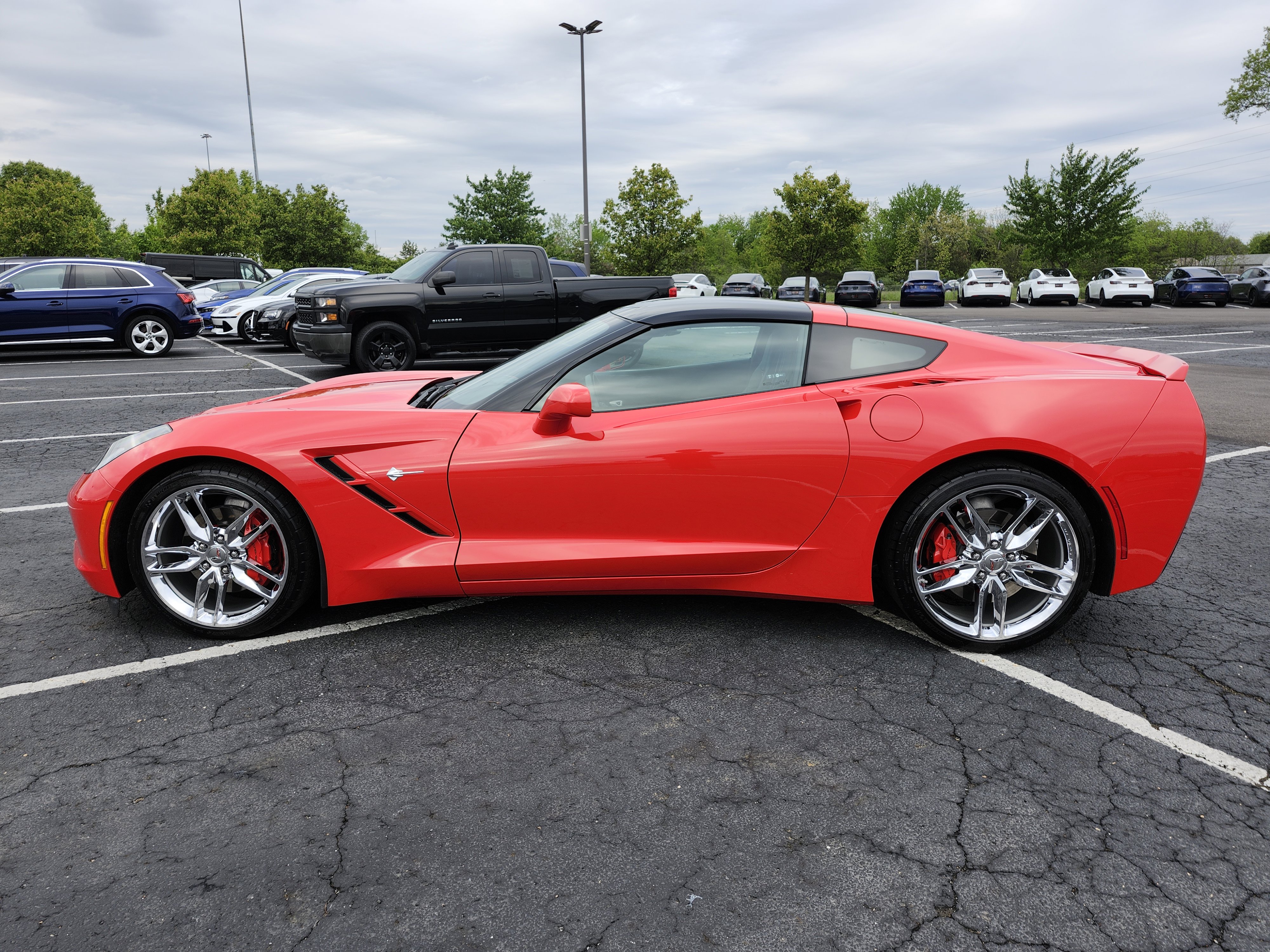 Used 2016 Chevrolet Corvette Stingray Coupe w/ 2LT Preferred Equipment Group RWD image 18