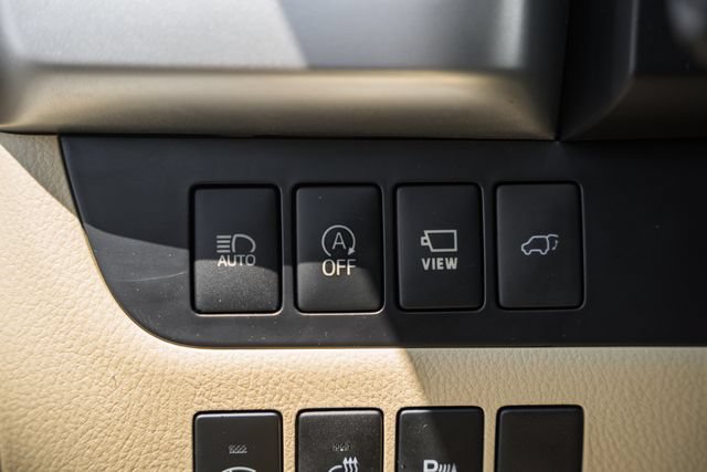 Used 2019 Toyota Highlander Limited Platinum AWD/4WD image 44
