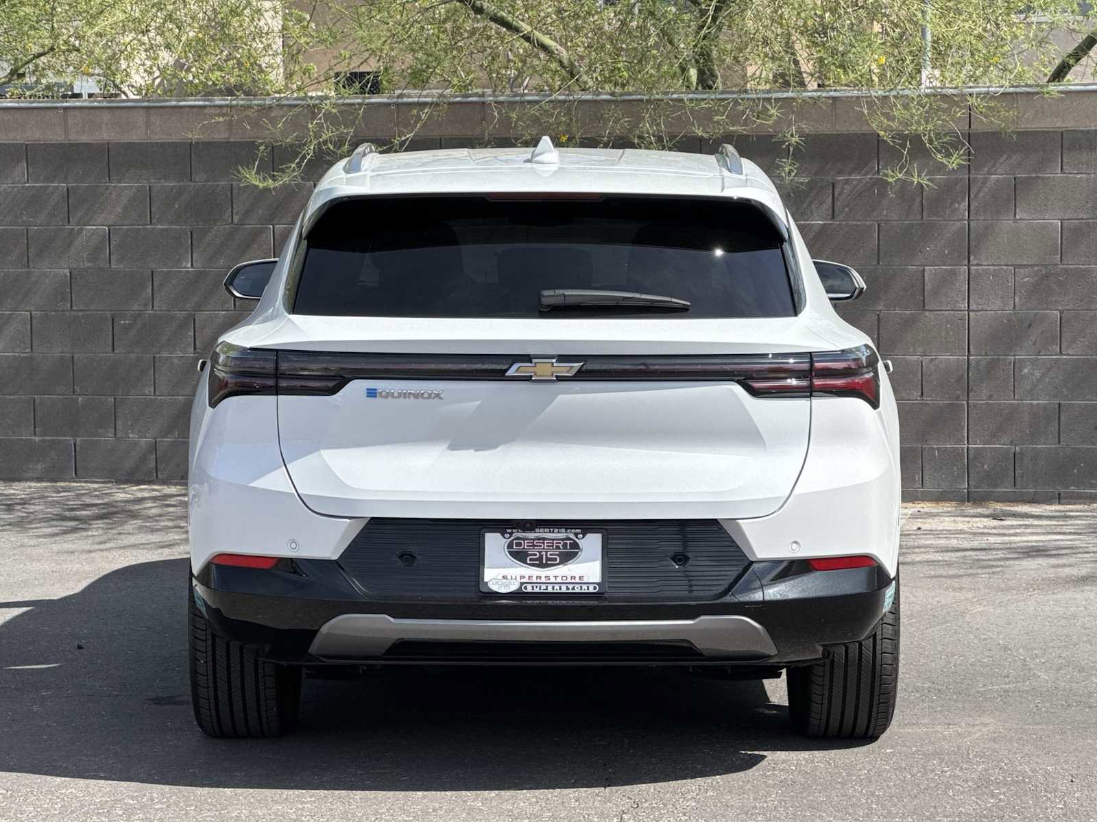 Used 2025 Chevrolet Equinox EV LT w/ Convenience Package FWD image 7
